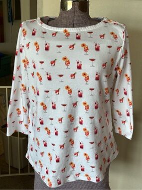 Charter Club cocktail long sleeve top
100% cotton size L . Great cruise wear!